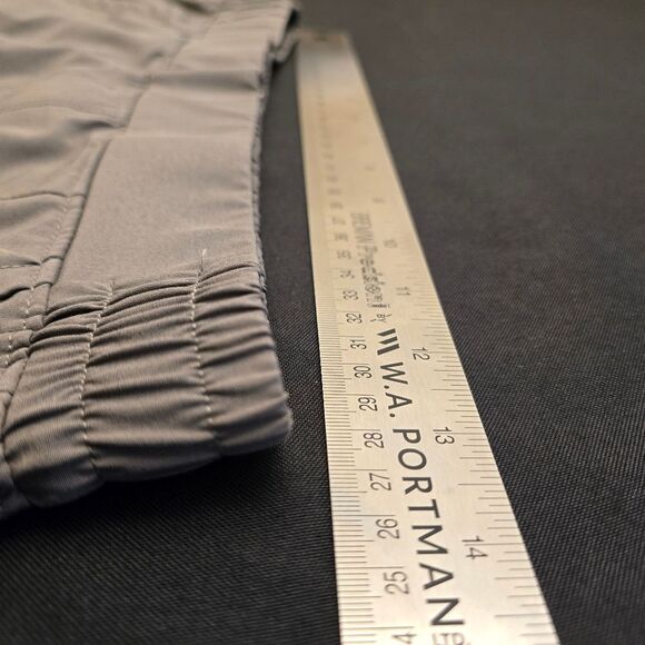 RBX Elastic Waist Zipper Pockets Shorts - Picture 10 of 11